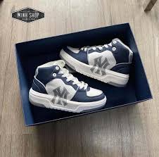 Giày Sneaker Nữ Hot Trend